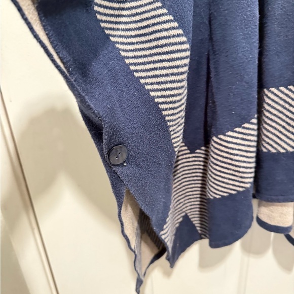 Cab Open Front Wrap Shawl Reversible Cardigan Sweater Blue Style 3163 Size M/L - Picture 4 of 9